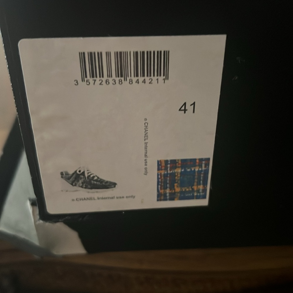 Chanel multi color tweed sneakers - Picture 6 of 8